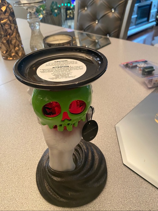 Bath & Body Works Other - Bath & Body Works Green and Red Skull Candle Holder